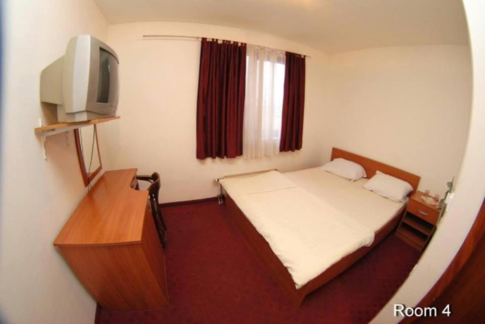 Motel Bella Italia Ilidža Exteriör bild